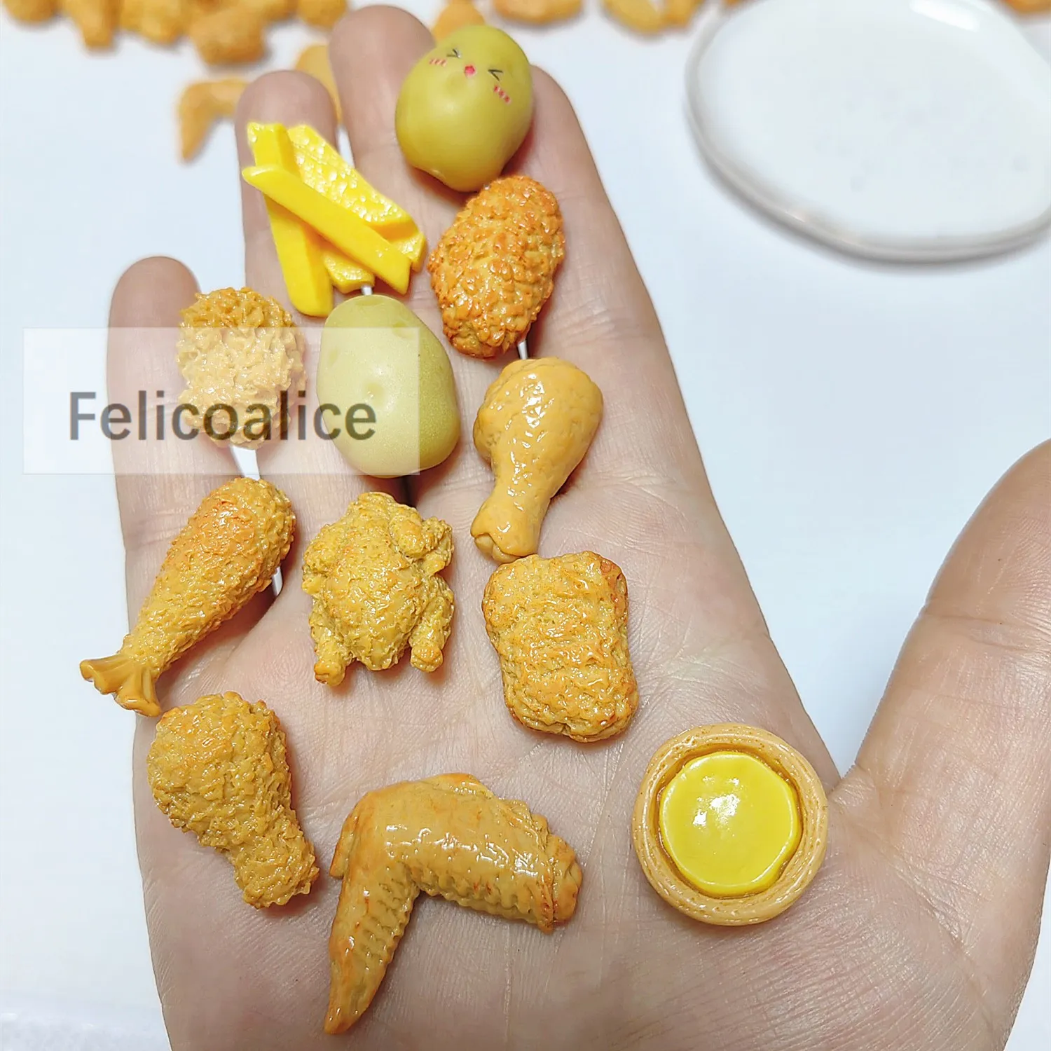 Set De 7 Piezas De Comida Realista – Pan De Molde Y Croissants – Juguete De Plástico Para Cocinas Infantiles Y Decoración – Tamaño 21x13 Cm – Ideal Para Juego Imaginativo