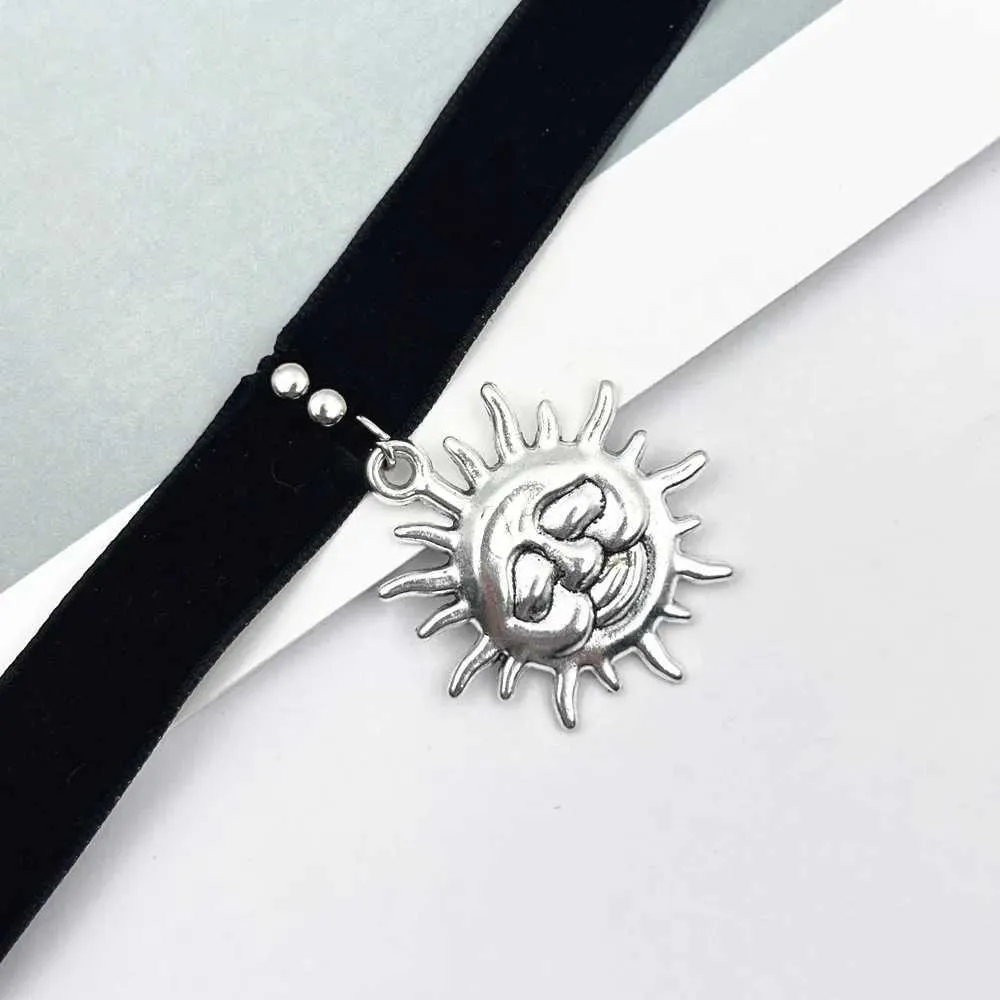 Movie Leon The Professional Cosplay Matilda Necklace Sun Pendant