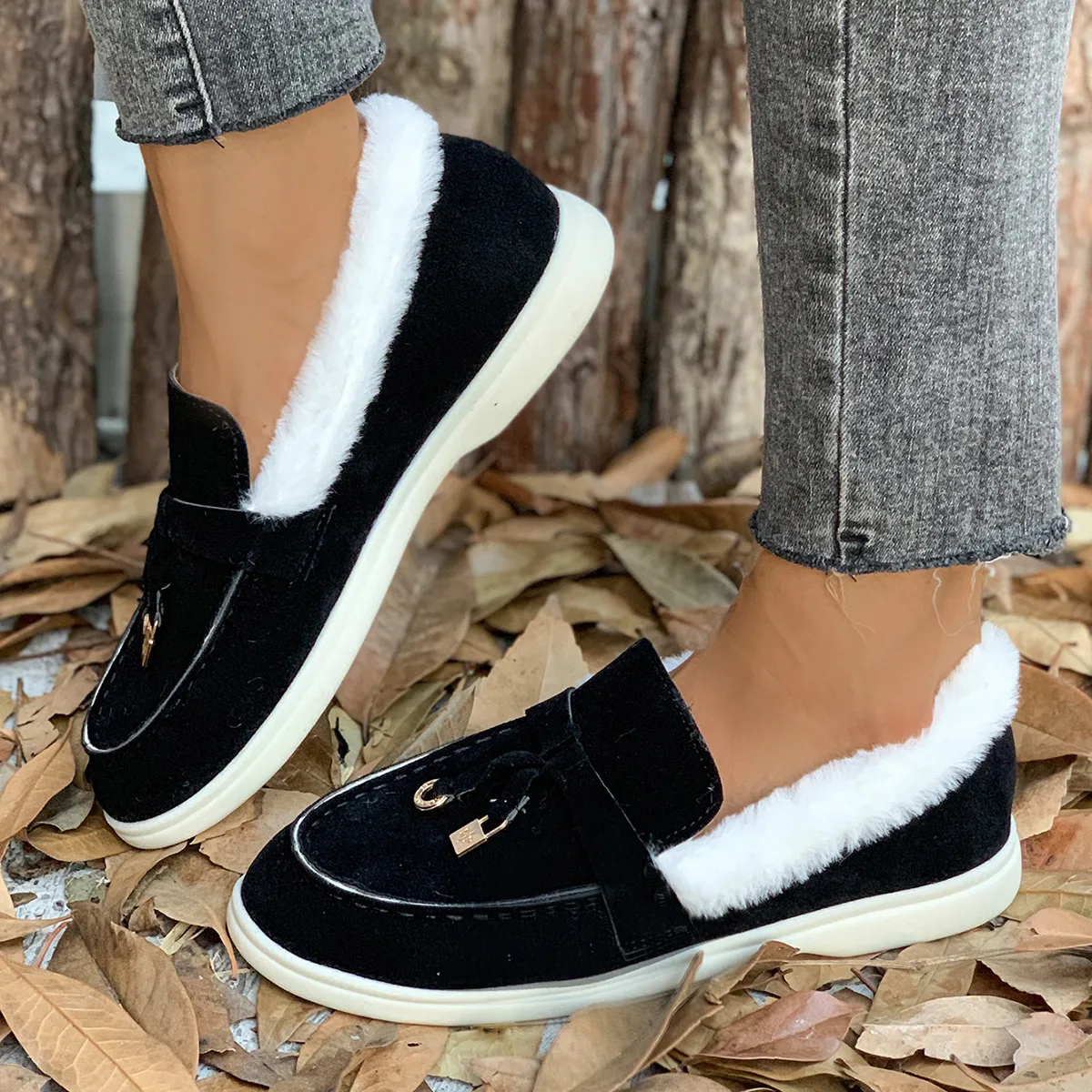 Women's Black Velvet Walking Shoes Height Increasing Autumn Winter_voghion.com