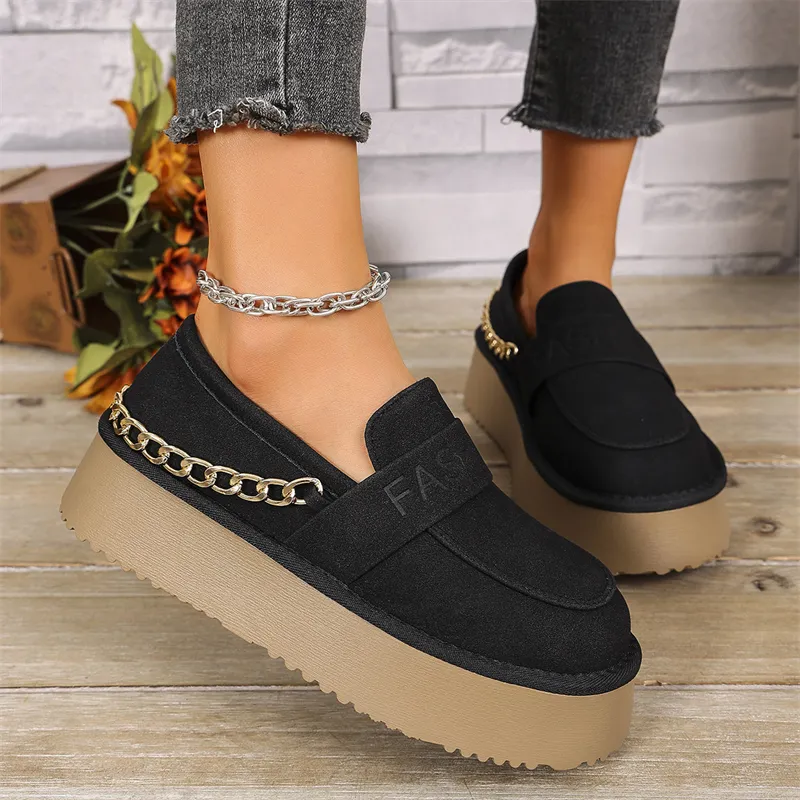 hot Free Shipping Designer Casual Shoes For Woman Autumn New Vintage Flat Bottom Versatile Classic Shoes Black White_voghion.com