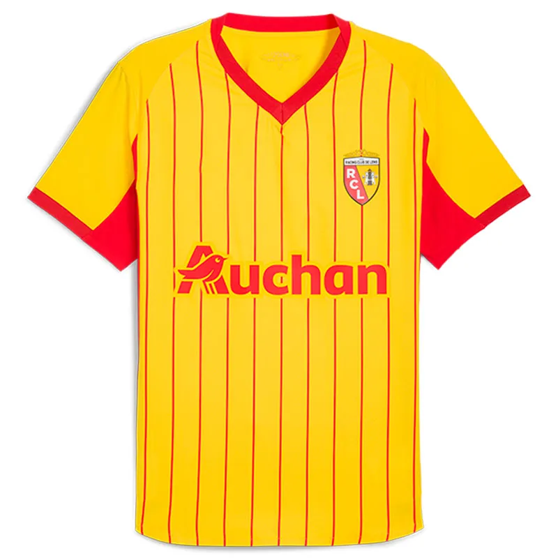 Tenues et maillots de football officiels de la Suisse 2026 | PUMA