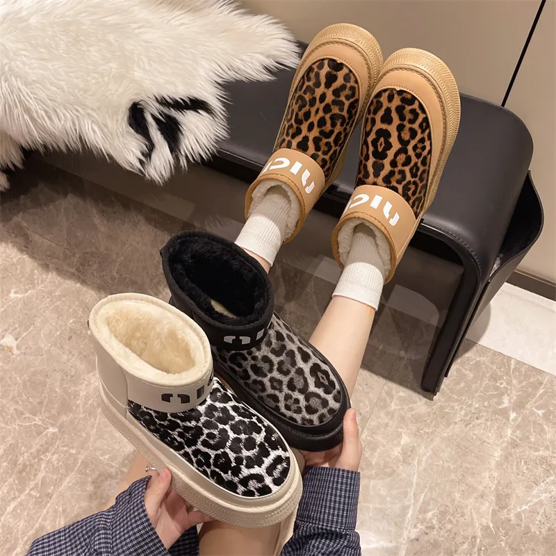 hot Free Shipping Designer For Woman Cotton Shoes Keep Warm Fashion Boots Classic Snow Boots_voghion.com
