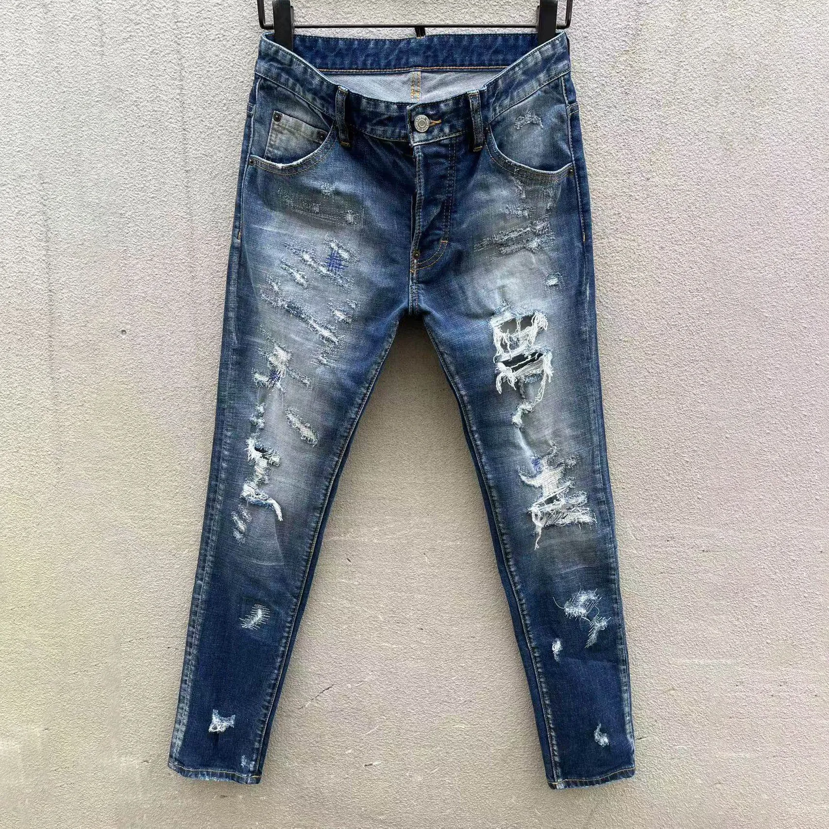 Men's D2 Designer Black Ripped Embellished Jeans ... From Xihe_shop ...