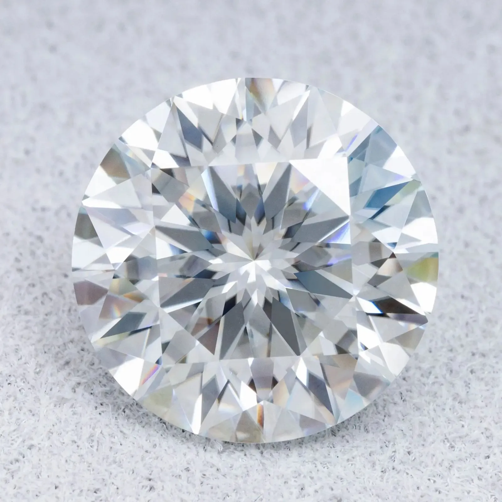 Diamond Stud Earrings Plum Cut Vvs1 D Colour Gra Certified_voghion.com