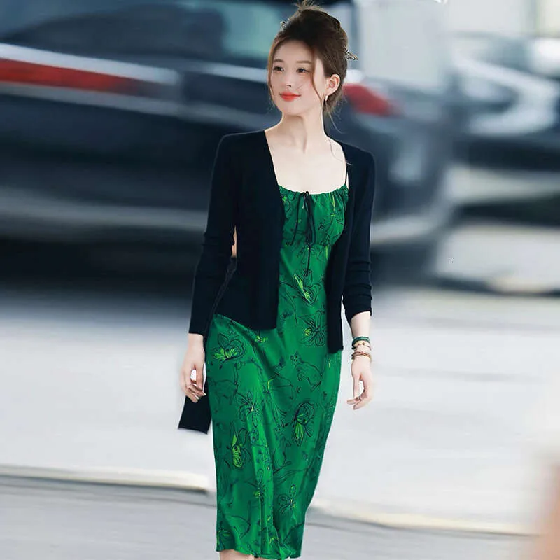 zhao lusi green dress Women's Casual Viscose Midi With Crew Neck & Natural Waistline Up To 50% Off zhao lusi pink dress