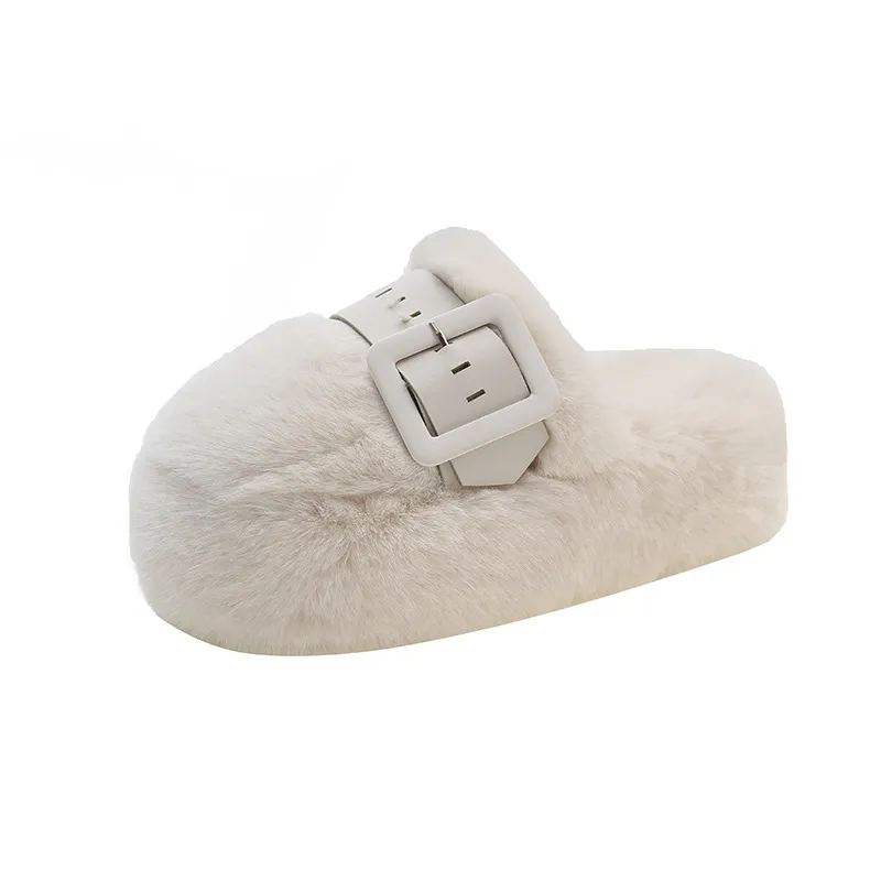 Novos chinelos de lã de designer para mulheres, com frete grátis, para uso interno e externo, mantêm os pés aquecidos. Sandálias casuais de plataforma em preto e branco com detalhes em pelúcia._voghion.com