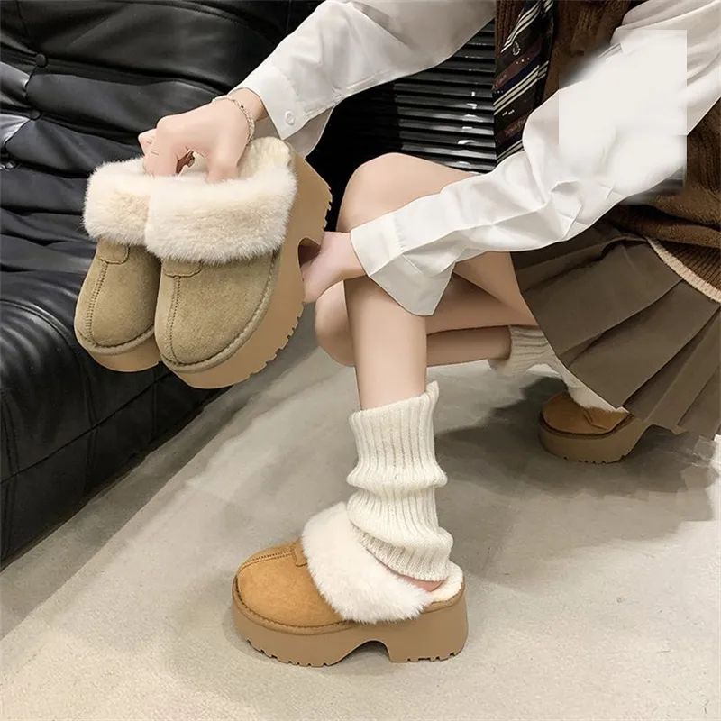 new Free Shipping Designer Slippers For Woman Indoor Outdoor Sliders Keep Warm Thick Woolen Vintage Plush Sandals_voghion.com