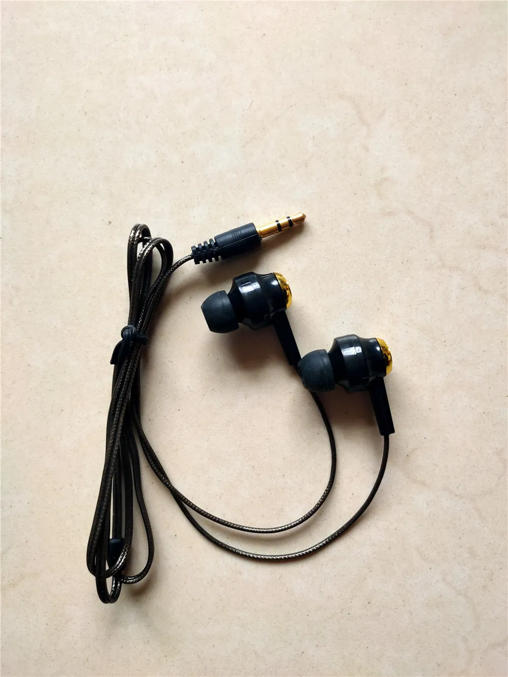 Save Big on Bulk Earphones Wholesale Wired Earphones: Wholesale MP3  Headphones For Music Listening Factory Direct Best Deals on DHgate