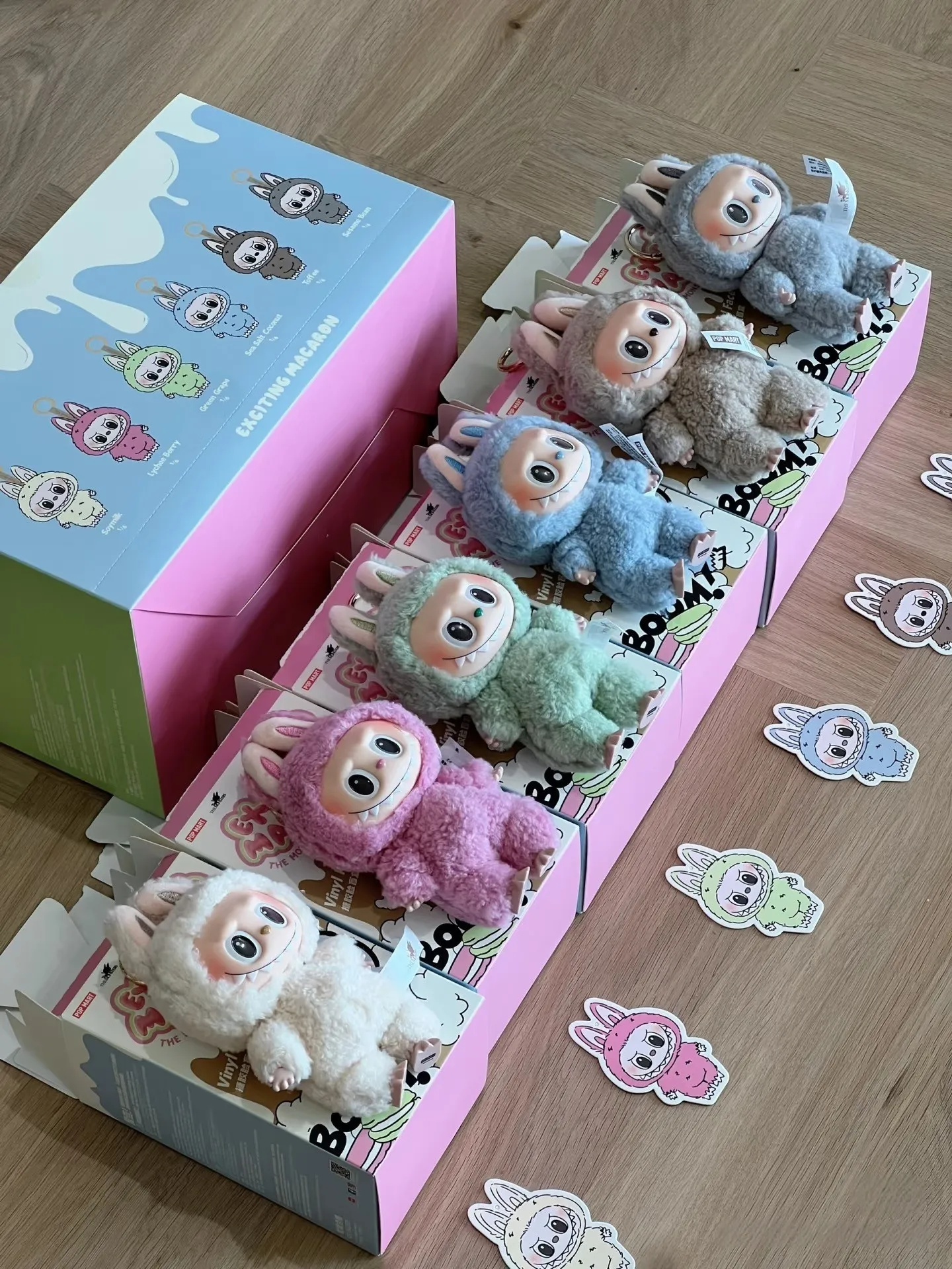 ラブブ　フォーチュン 2025 Labubu Limited Editionモンスター神秘的なボックス