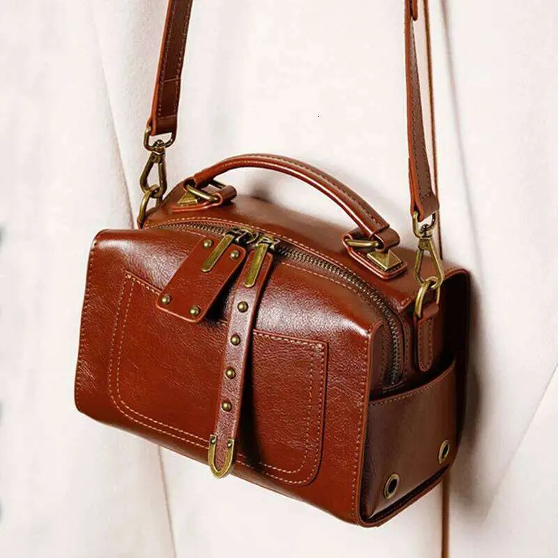 Women's Boston Crossbody Bag Women's Boston Crossbody Bag