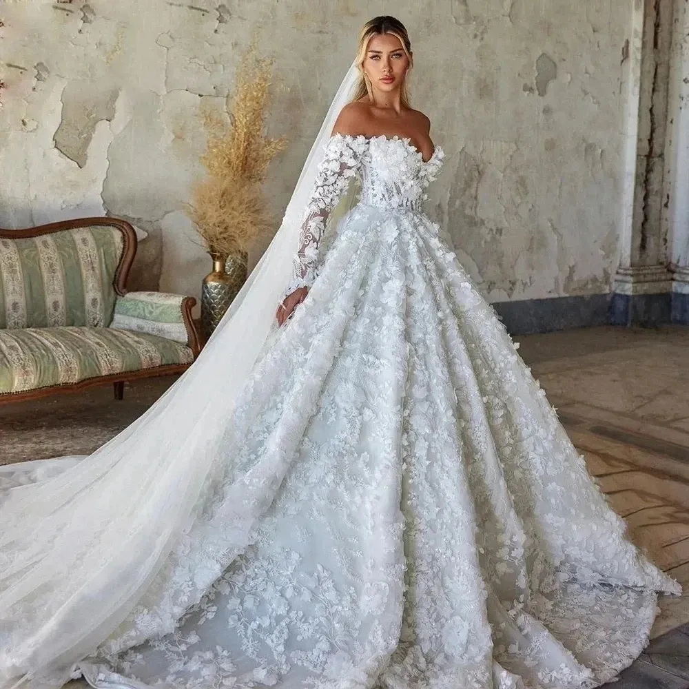 2025 Vestido De Boda De Línea De Lujo Novia Fuera Del Hombro 3d