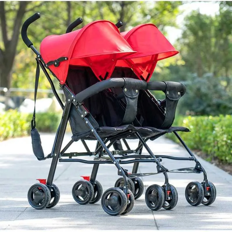 双子のための軽量ダブルベビーカー 5ポイントの安全性ハーネスを備えた 