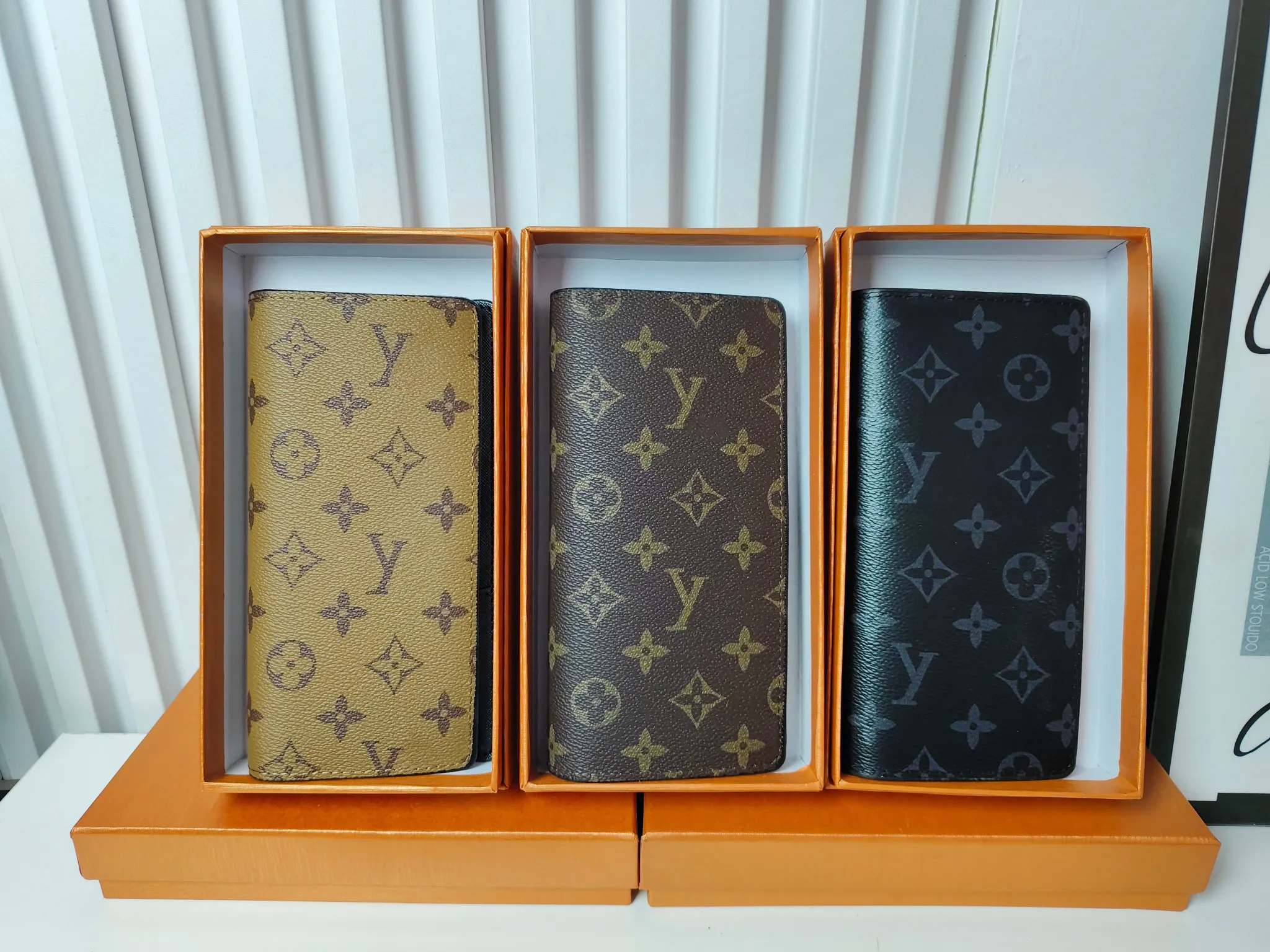 大量の長い財布のパターン チェッカーとモノグラムのデザインを備えたスタイリッシュな模様の長い財布 毎日の使用と旅行のための広々で大幅に節約 |  DHgateでのベストディール