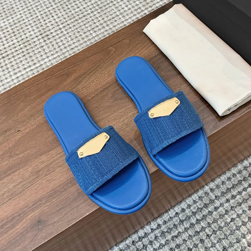 Designer Slippers Fashion Women Flat Sandals Lily Women Slippers