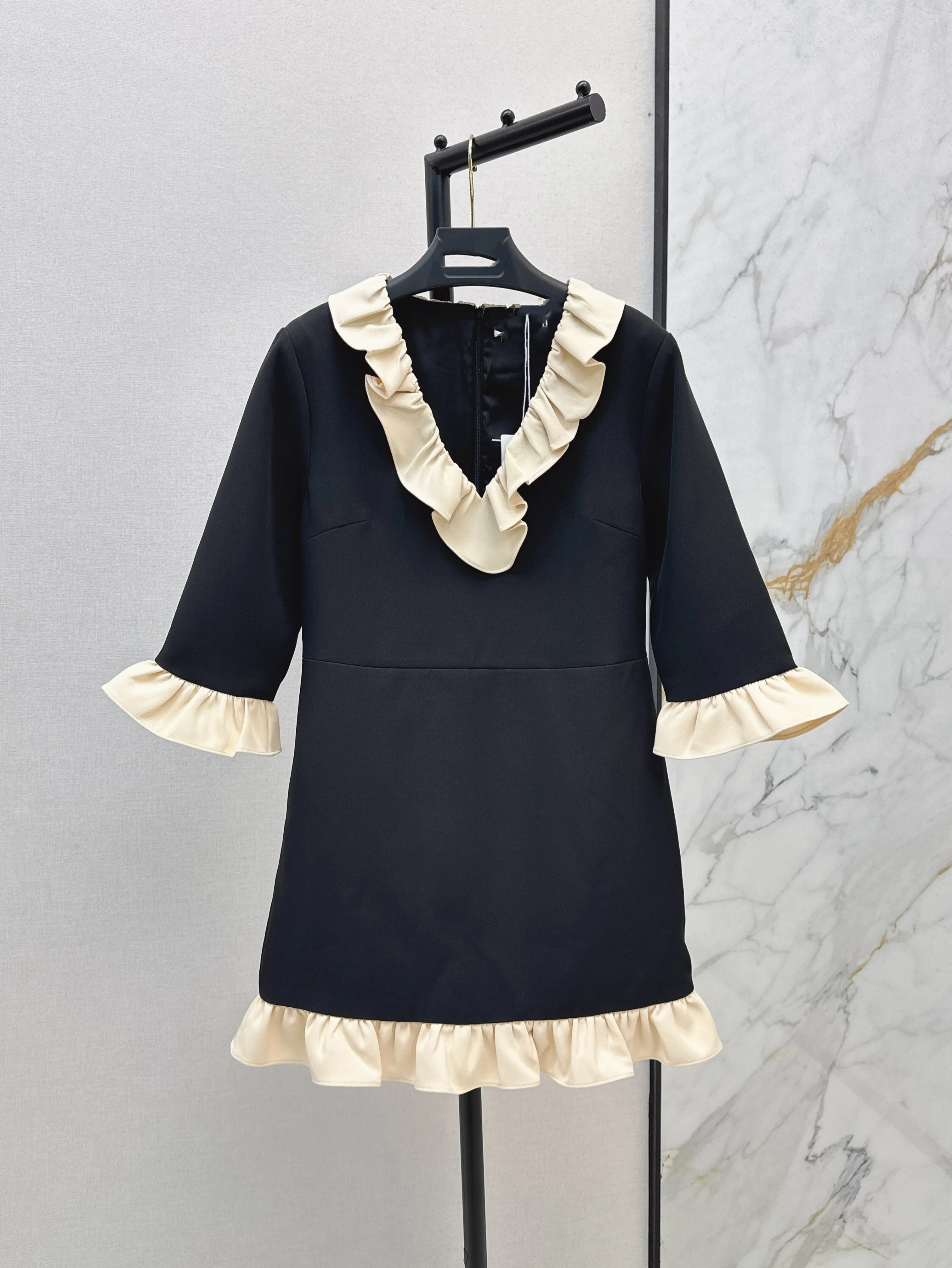 Black Chiffon A Line Evening Dress With Ruffled Lapel... From  Michellayao123, $120.61 | DHgate.Com