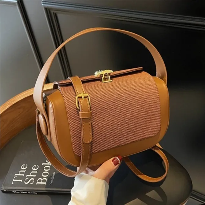 2025 Borse Da Donna Nuova Borsetta Di Nicchia Borsetta Leggera Spalla Di  Lusso Luxury Borse Retro Crossbody Nuova Borsa Di Design Da 23,56 � | DHgate