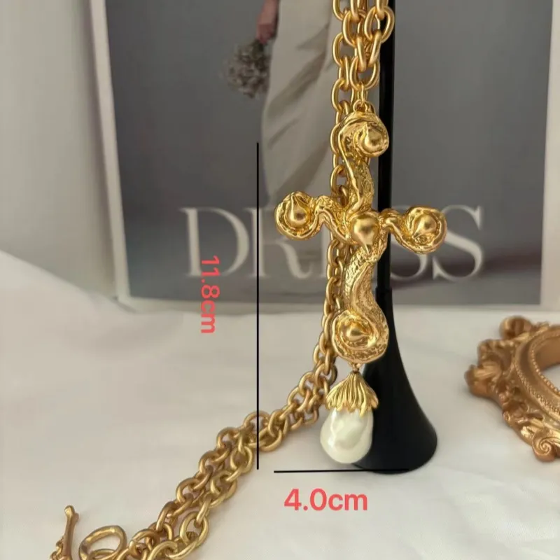 Collana Donna Con Ciondolo Croce E Strass Verdi – Catena Oro Minimalista Regolabile