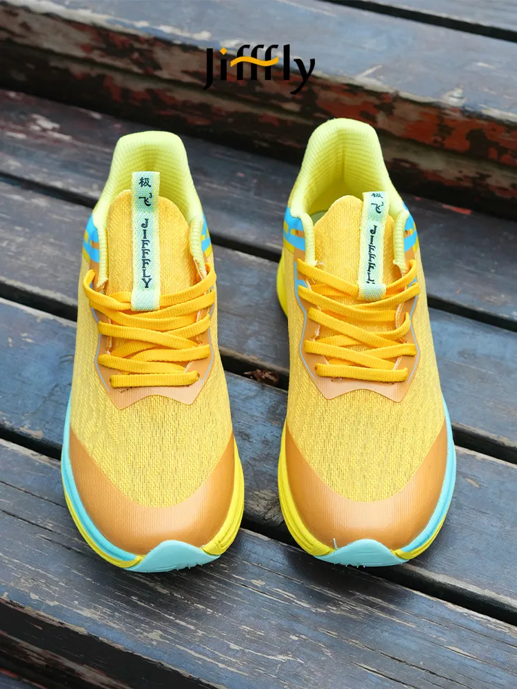 Neue Laufschuhe aus atmungsaktivem Mesh-Gewebe, rutschfest, stoßdämpfend, leicht und mit weicher Sohle – ideal für Outdoor-Sportarten._voghion.com