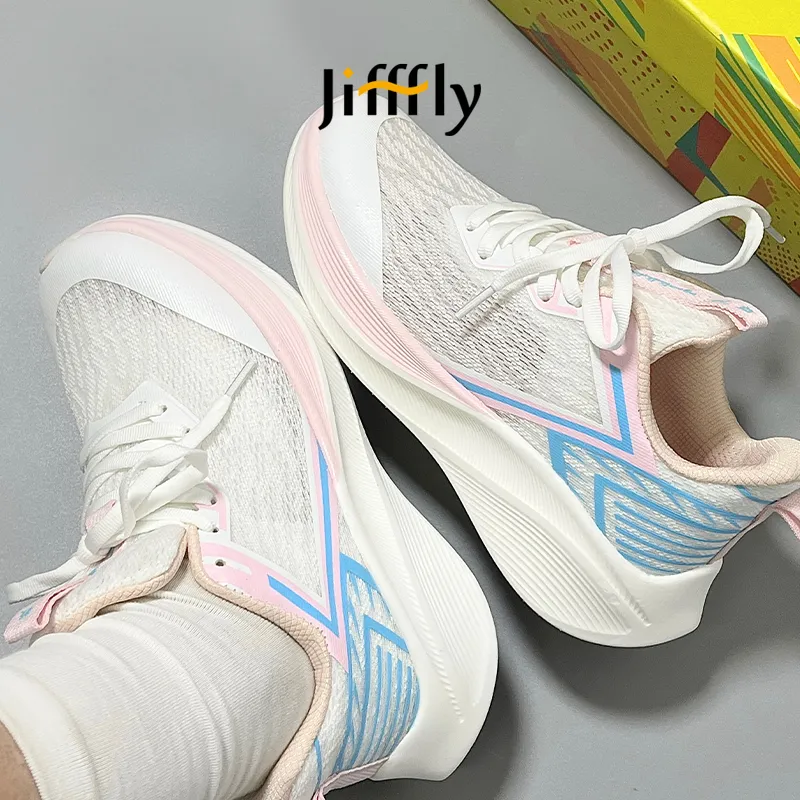 Neue Laufschuhe aus atmungsaktivem Mesh-Gewebe, rutschfest, stoßdämpfend, leicht und mit weicher Sohle – ideal für Outdoor-Sportarten._voghion.com