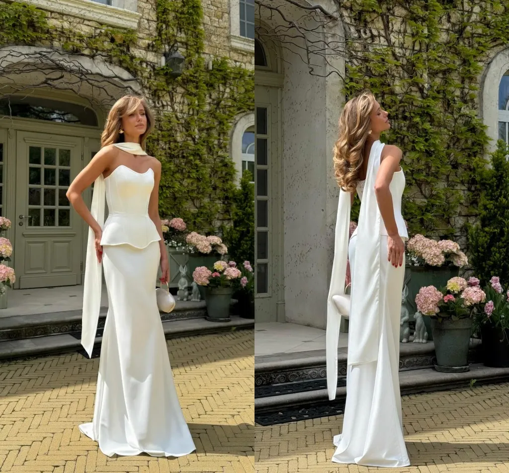 Basque Waist Boning Wedding Dress With Wrap Scarf Cat-eye Neckline Corset  Garden Outdoor Bridal Gowns Trumpet Floor Length Bride Engagement Reception  ...
