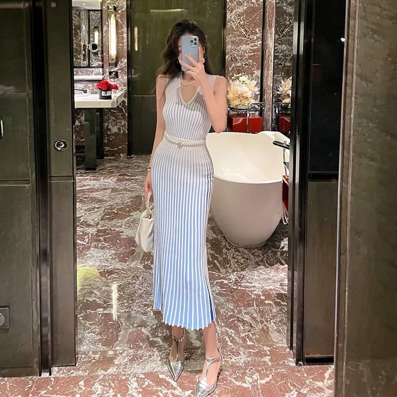 fashionable v necks dress sets V-Neck Cami & Open Front Cardigan Sweater Set Chic & Cozy 2-Piece Outfit, Gum Leaf / One Size Size Conversion Size US Top Length Bust Bottom Length Waist Hip Sleeve Length S 4 18.9 33.9 12.6 26.8 Elegant sleeveless lapel v- neck-
