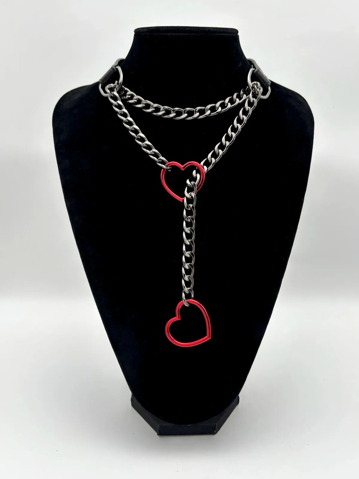 Collier Ras Du Cou En Cuir Rouge Réglable Avec Pendentif Cœur - Accessoire De Mode Et Cosplay Pour Femme
