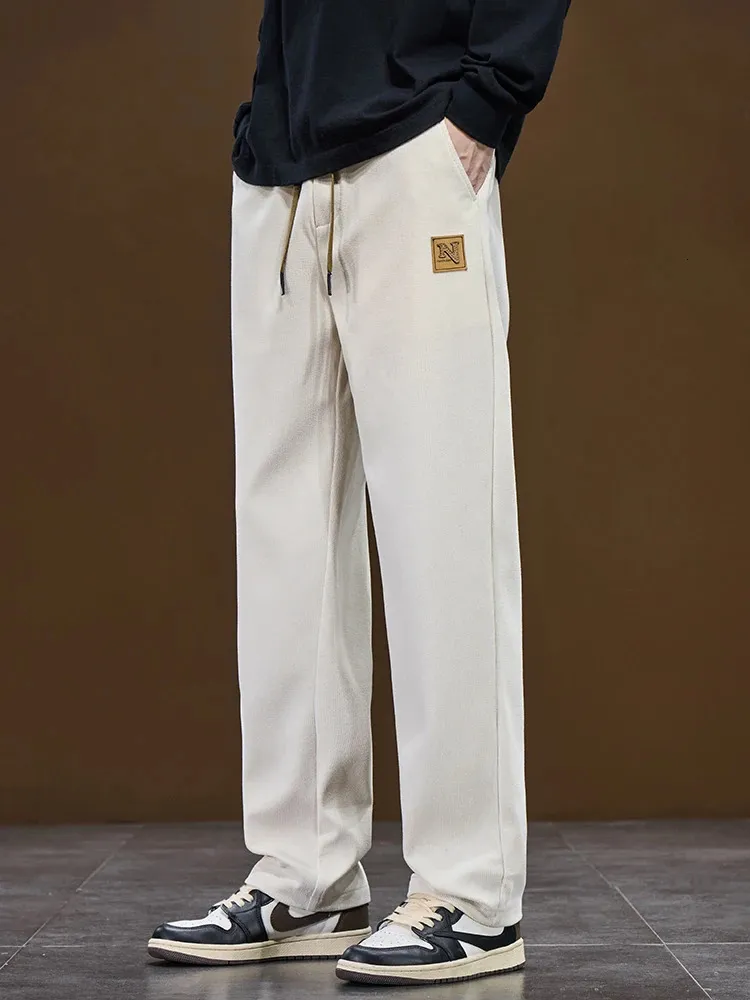 Pantaloni ampi in velluto a coste tinta unita - Marrone - Taglie forti