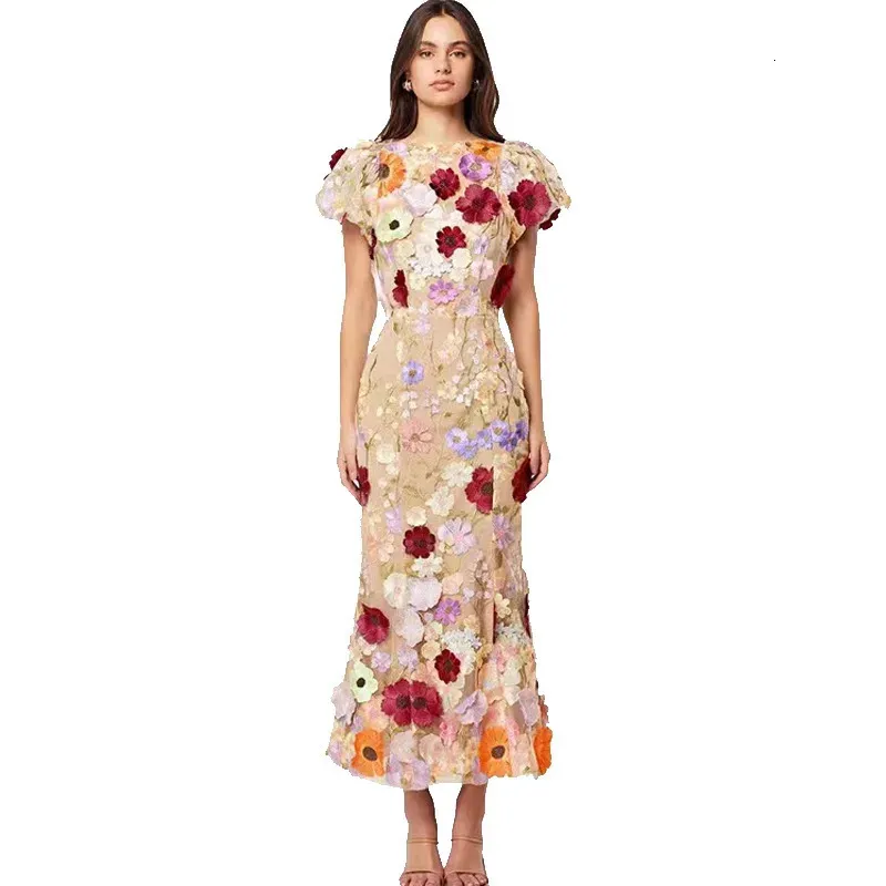 Spring Light Embroidered Mesh Lace 3D Flower Bubble Sleeves Mid Length ...