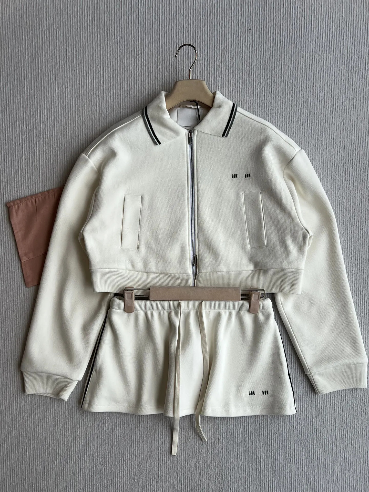 Save Big on Bulk Cotton Bomber Jacket Women Women's Cotton Jersey Design  Jackets Coat Bomber Sweatshirt Letter Blouson Tops Girls Runway High End