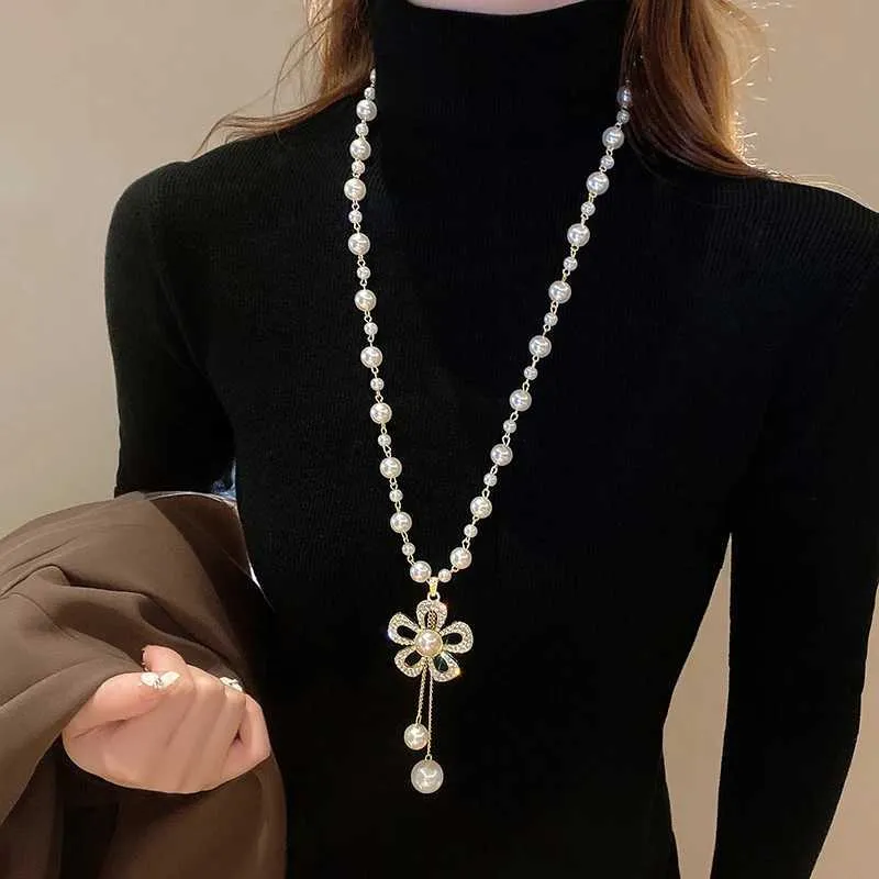 Flash Diamond Flower Pearl Long Sweater Chain Necklace Luxury_voghion.com