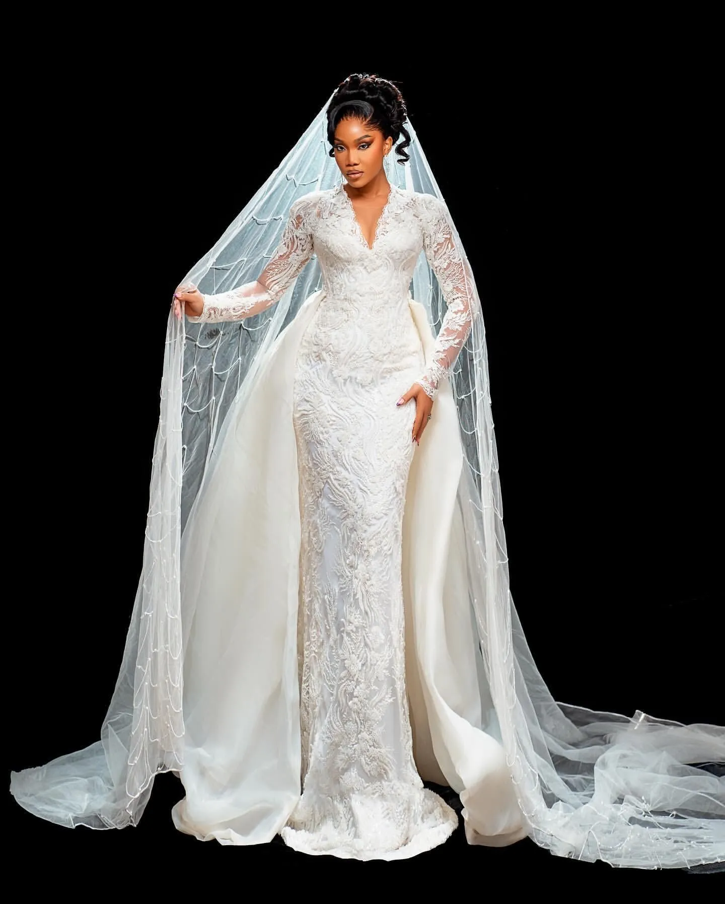 ivory colored plus size dresses Ivory Colored Wedding Dresses, Plus Size Ivory Dresses: Arabic Bridal Wear,  Full Sleeves Ivory Lace Bridal Gown with Beaded Detachable Train Deep