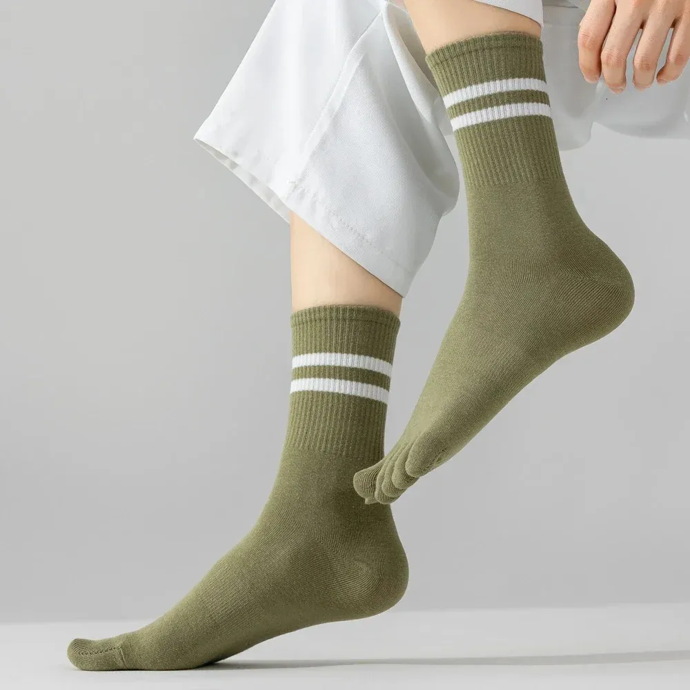 5 Paia Calzini Antiscivolo Con Dita Per Yoga, Pilates E Balletto – Morbido Cotone Traspirante Con Silicone, Lavabili - copertina