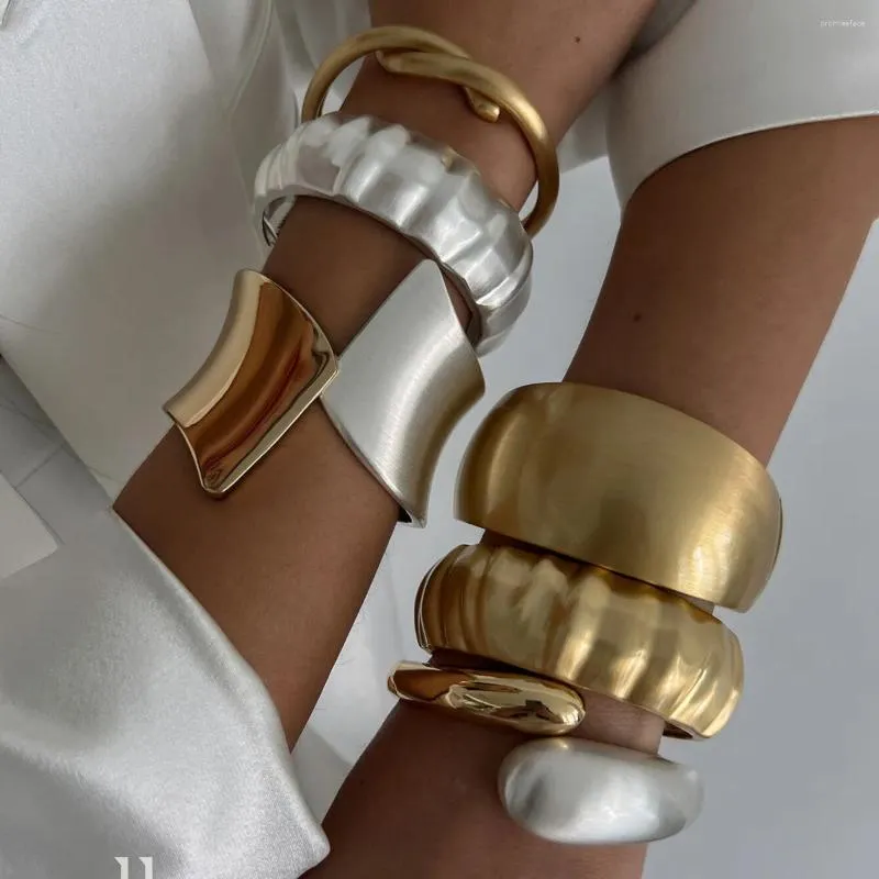 バングル IngeSight.Z ヴィンテージしわメタルスプリングバングル女性