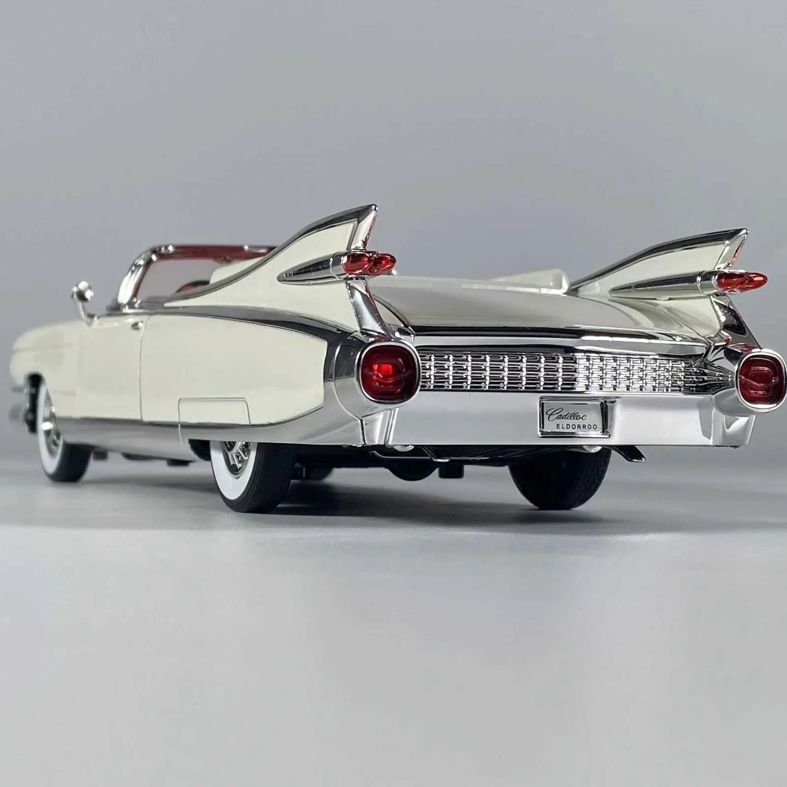 124 Cadillac Eldorado Biarritz 1959 Serisi 62 Alaşım Yi TL613