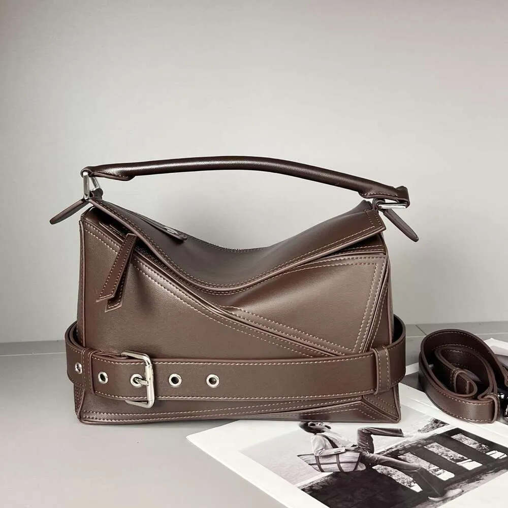 Nieuwe geometrische motortas van echt leer voor dames, grote opbergtas voor woon-werkverkeer, schoudertas/crossbodytas_voghion.com