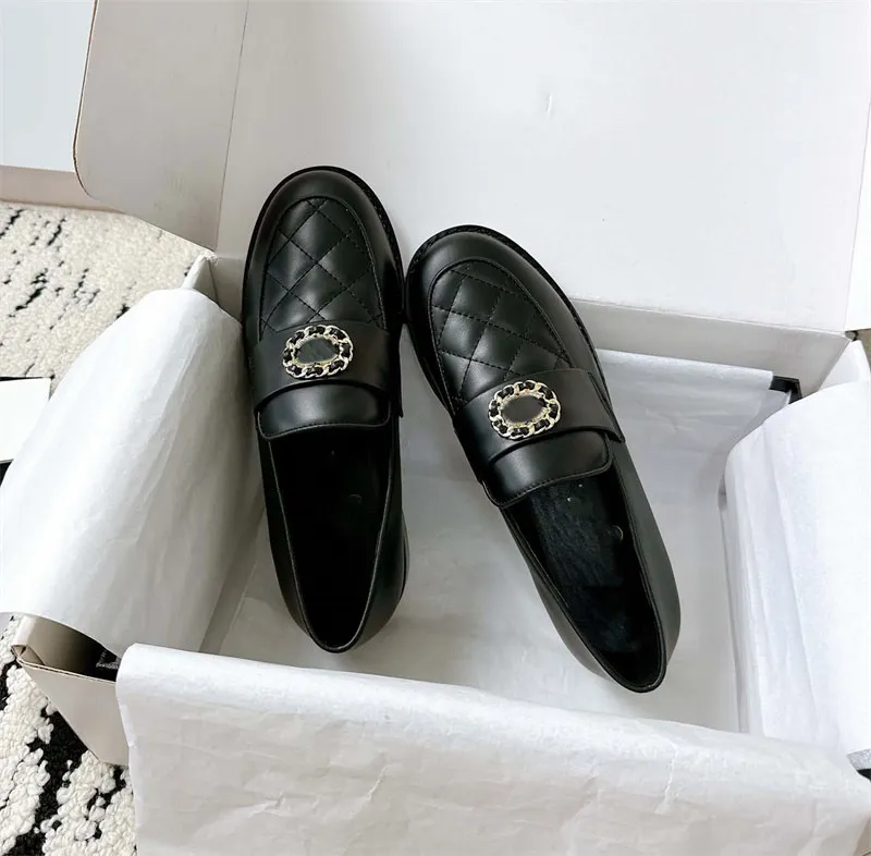 Save Big on Bulk 2025 Designer Dress Shoes C Luxury Loafers Metal Logo Good  Quality Fashion Women Leather Flat Casual Shoes Ccity Hj564df Best Deals 