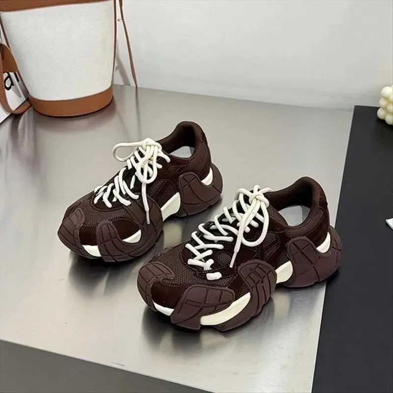 Thick Soled Dad Womens Fashionable And Versatile Mesh Breathable Casual Sports Shoes 251020_voghion.com