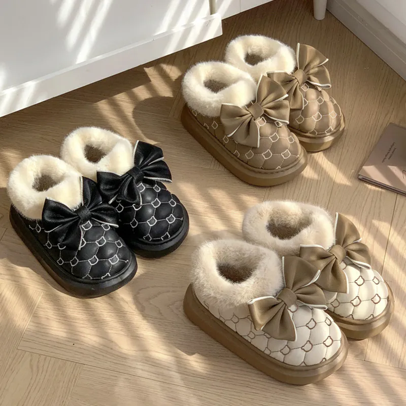 Stivali Invernali Firmati Da Donna Fodera In Pelliccia Sintetica - Main Image