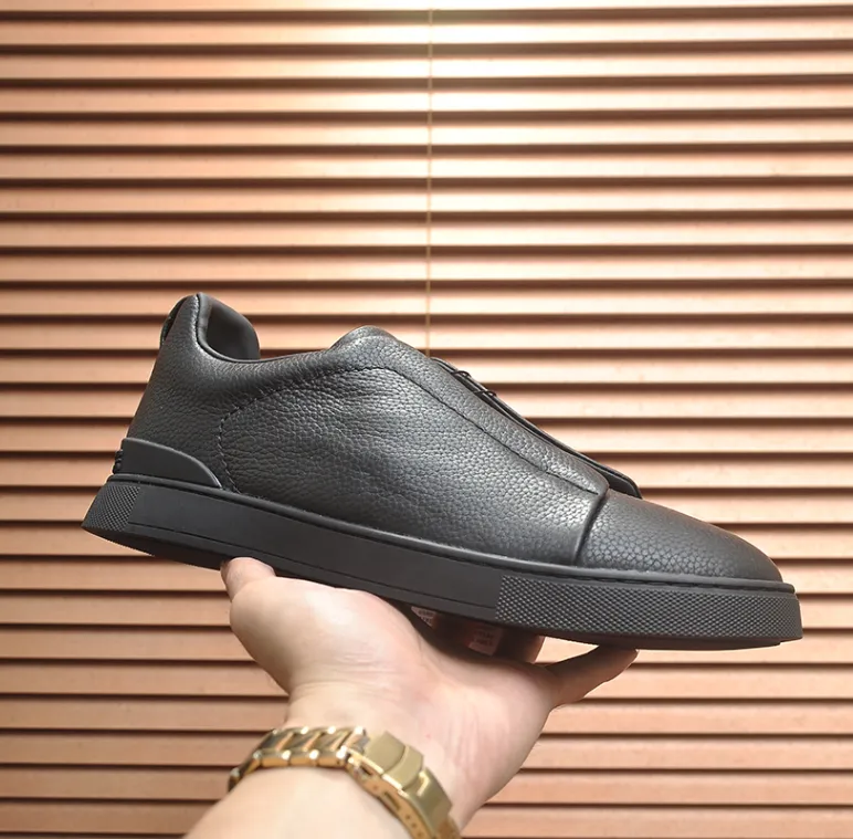 Designer Slip Ons For Men Low Top Slip On Triple Sneakers Stitch