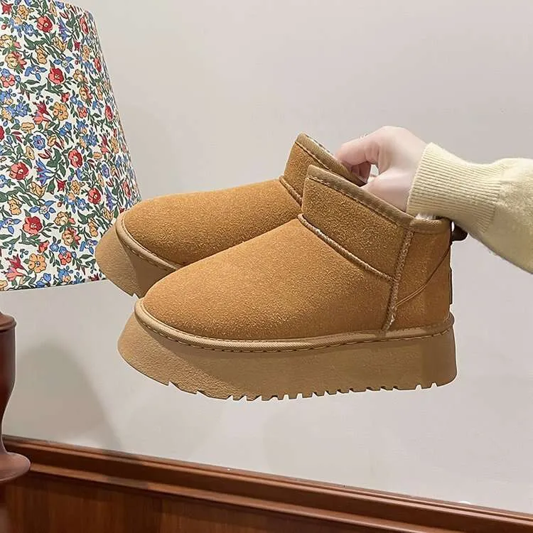 Classic Fleece-Lined Snow Boots For Women, Thick Sole, 2025 Winter New Casual Versatile Short Boots, Thickened Non-Slip_voghion.com