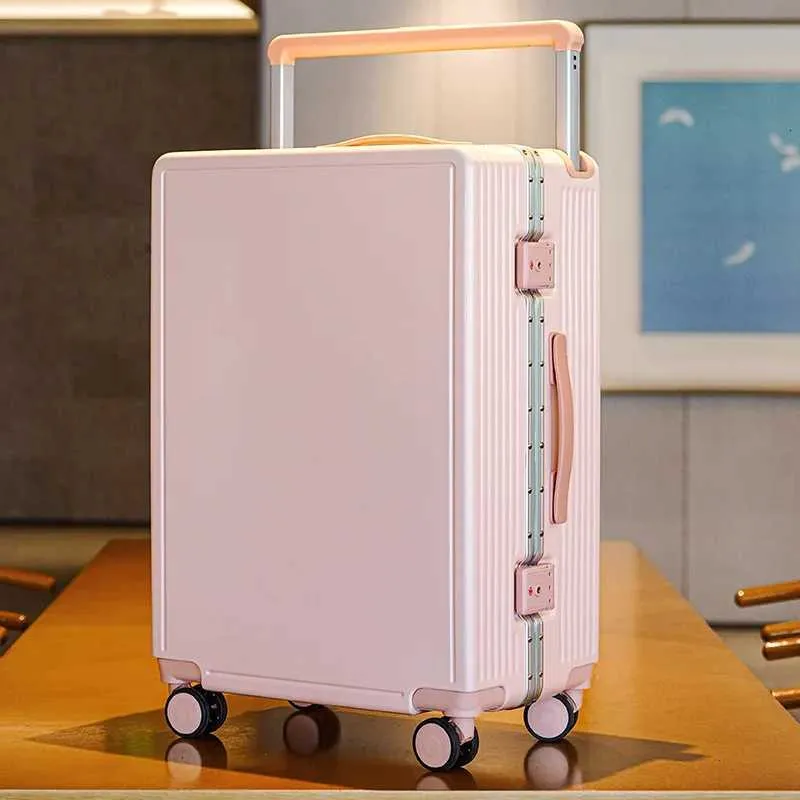 Wide Trolley Luggage 22 26 Inch Travel Suitcases Aluminum Frame