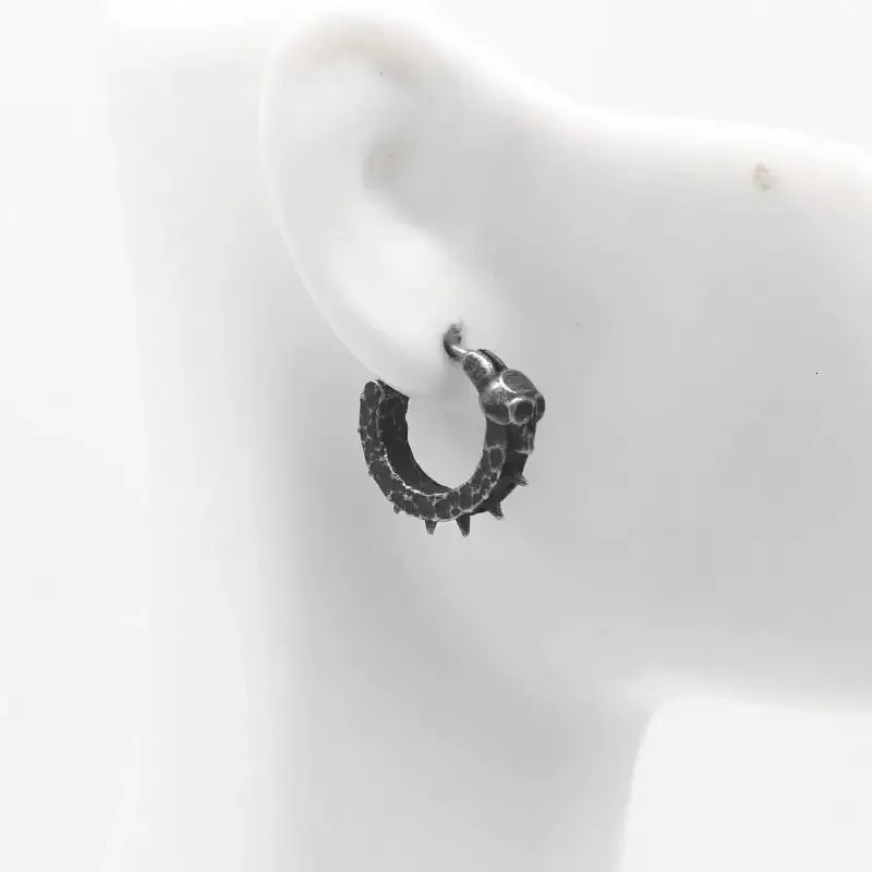 Orecchini Teschio In Argento 925 – Gotici E Punk, Regalo Di Halloween Per Donna