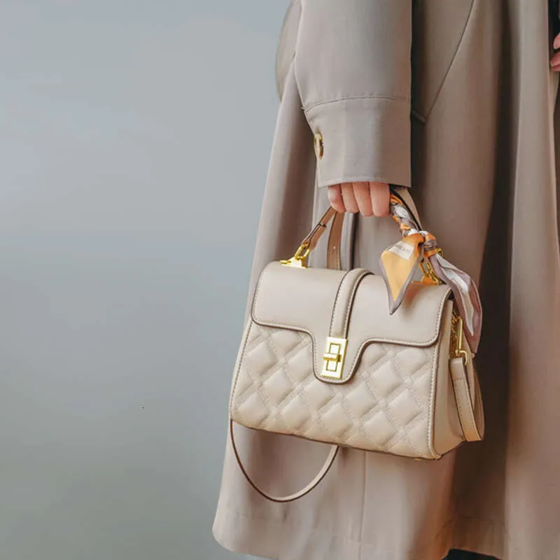 Luxuriöse Designer-Herbst-Winter-Neuheit: Neue Damen-Pendler-Umhängetasche mit großem Fassungsvermögen, hochwertige Handtasche_voghion.com