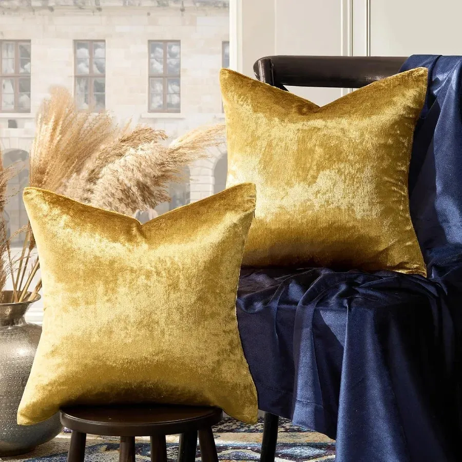 Kissenbezug, Eleganter Goldener Samt, Dekorative... Von 13,55 €