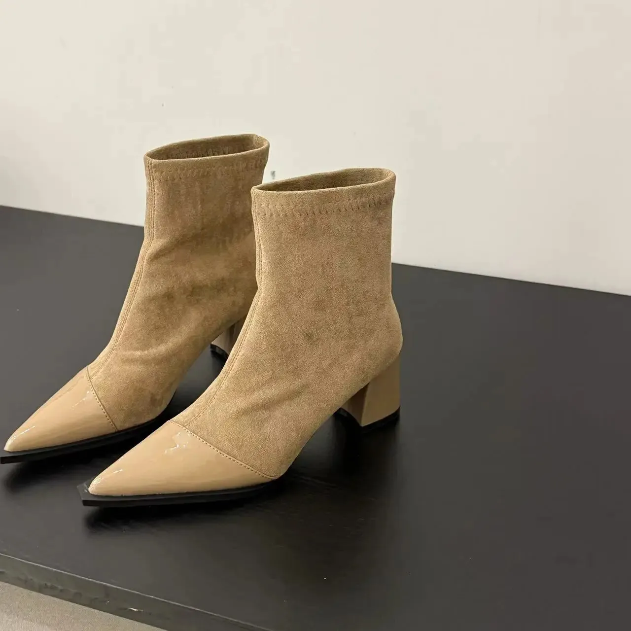 Elastic High-heeled Boots With Pointed Toe For Women Autumn_voghion.com