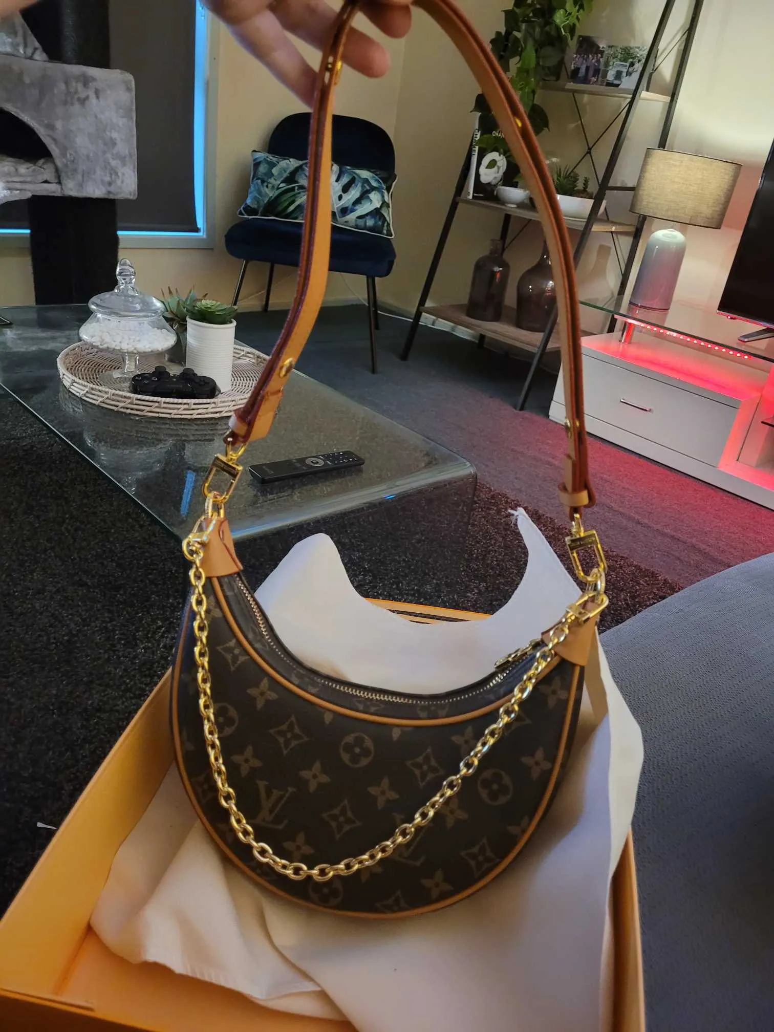 lv loop bag dupe