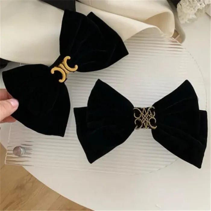 Luxury Designer Hair Clips Barrettes Bow Hairpin Clasp Horsetail Fixed Hair Clasp Letters Spring Clamp Hair Ornament Headwear