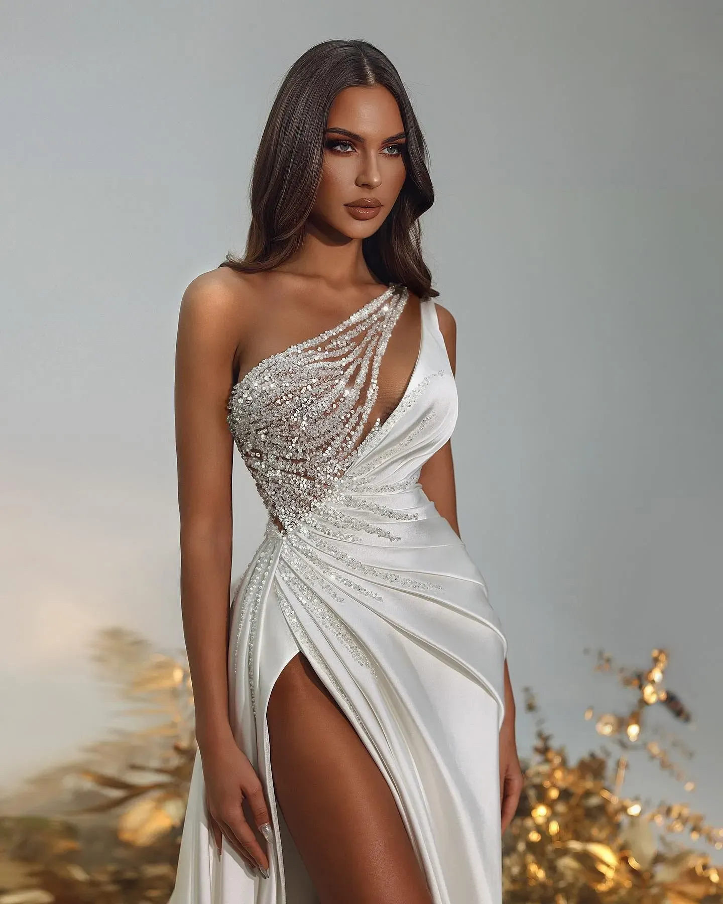 2024 Ivory A Line Wedding Dresses Satin One Shoulder Illusion Crystal Beads Bridal Gowns Plus Size Sweep Train Vestido De Novia Side Split Open Back Sleeveless