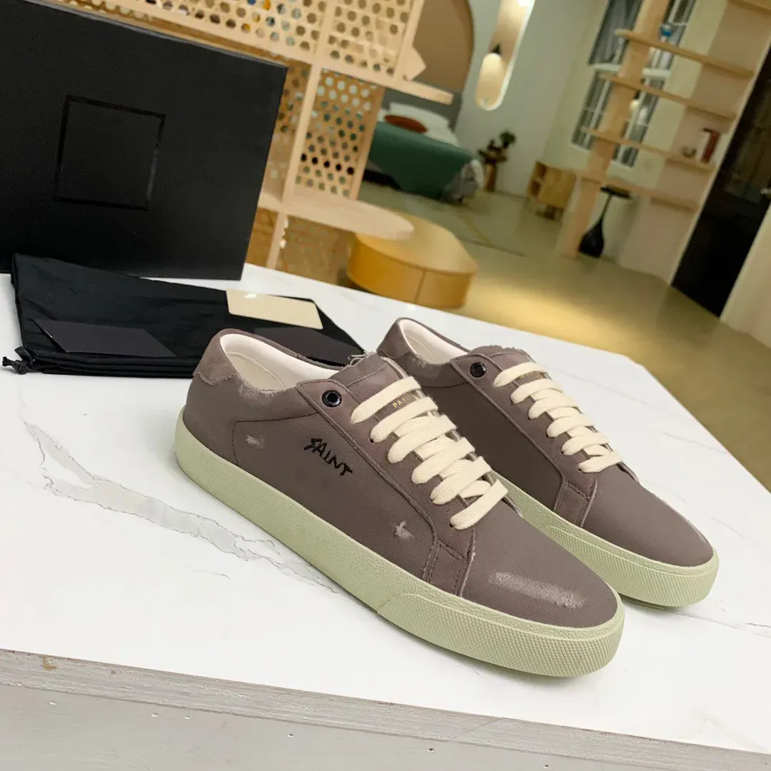 Luxury brand Common-shoes design Men`s casual shoes Women white sneaker low Leather Sneakers black leathers outdoor trainer