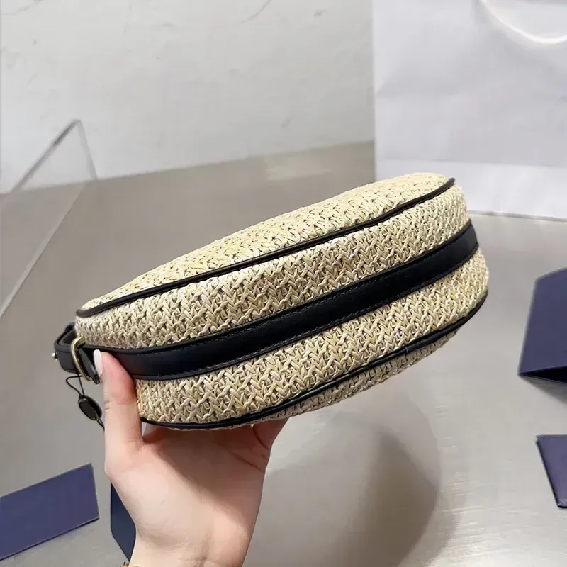 Woven Underarm Bag Straw Handbags Lafite Grass Half Month Bags Women Clutch Handbag Leather Handle Zipper Closure Fashion Letter 2401